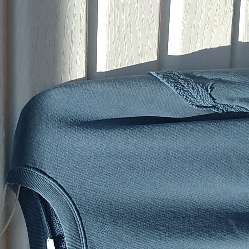 Three dots sweatshirt - Picture 3 of 7